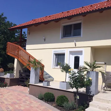Leiner Apartamento *