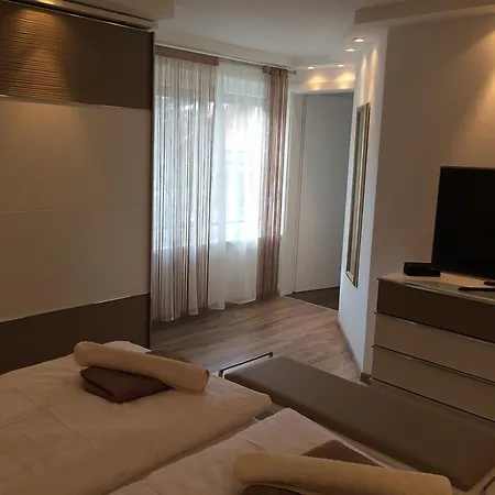 Leiner Apartment Heviz
